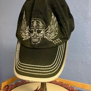 Baseball cap Black distressed-style with pre-curved bill ,white piping and skull
